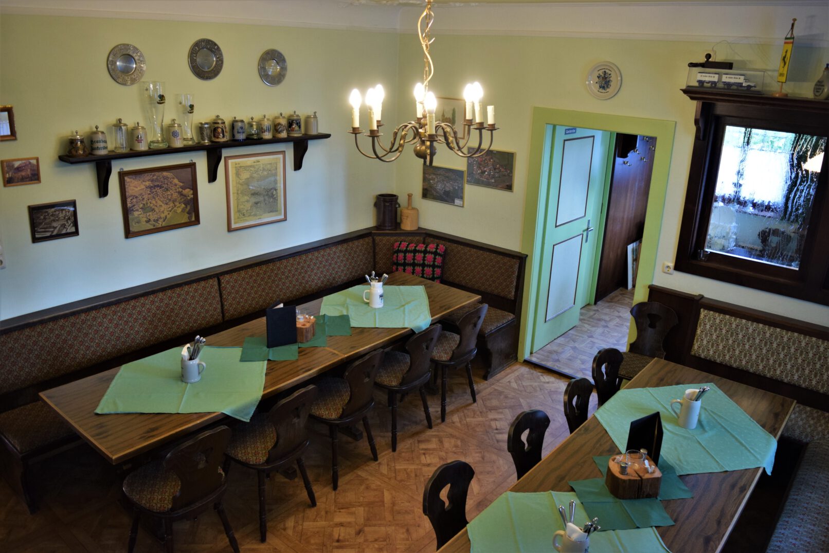 Gasthaus „Zum Schloss“ Tennenlohe Räumlichkeiten